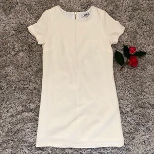 NWOT Lulu’s Ivory Swift Dress
